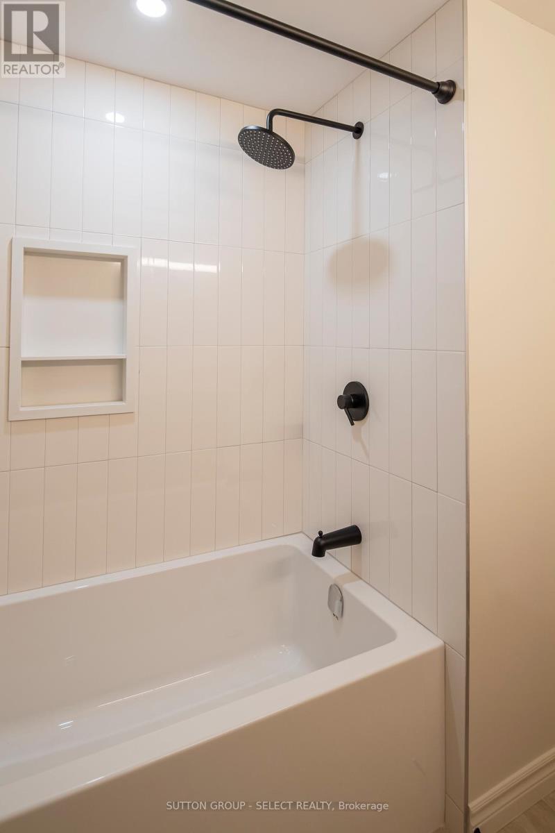 3 - 70 Sunnyside Drive, London North, Ontario  N5X 3W4 - Photo 17 - X12530484