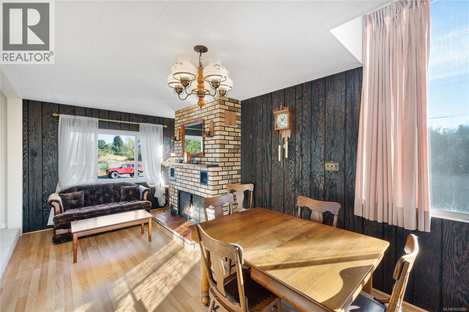 561 Fourth St, Nanaimo, British Columbia V9R 1T9 - Photo 13 - 1020080