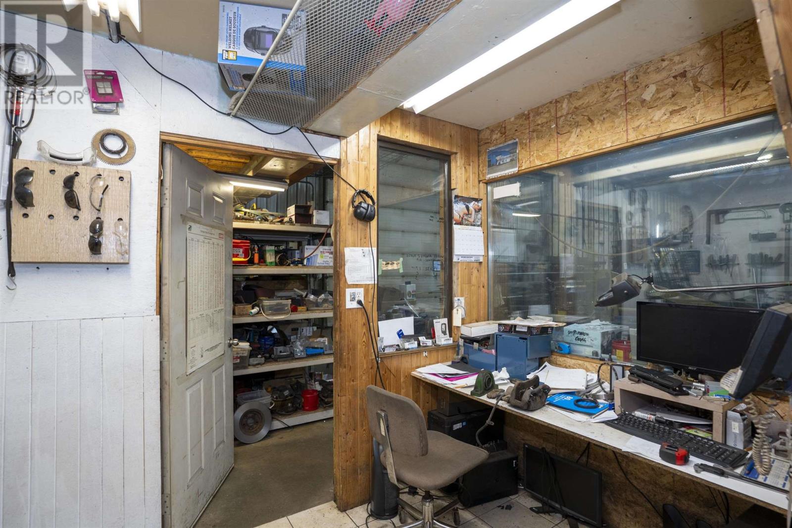 1550 Dawson Rd, Thunder Bay, Ontario  P7G 2E5 - Photo 10 - TB251559