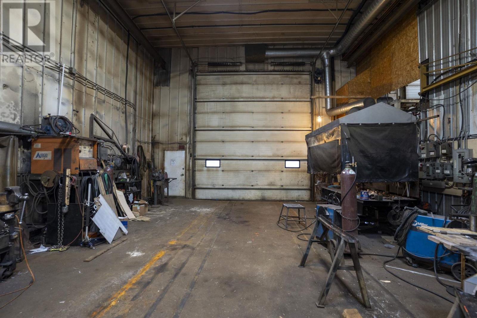 1550 Dawson Rd, Thunder Bay, Ontario  P7G 2E5 - Photo 18 - TB251559