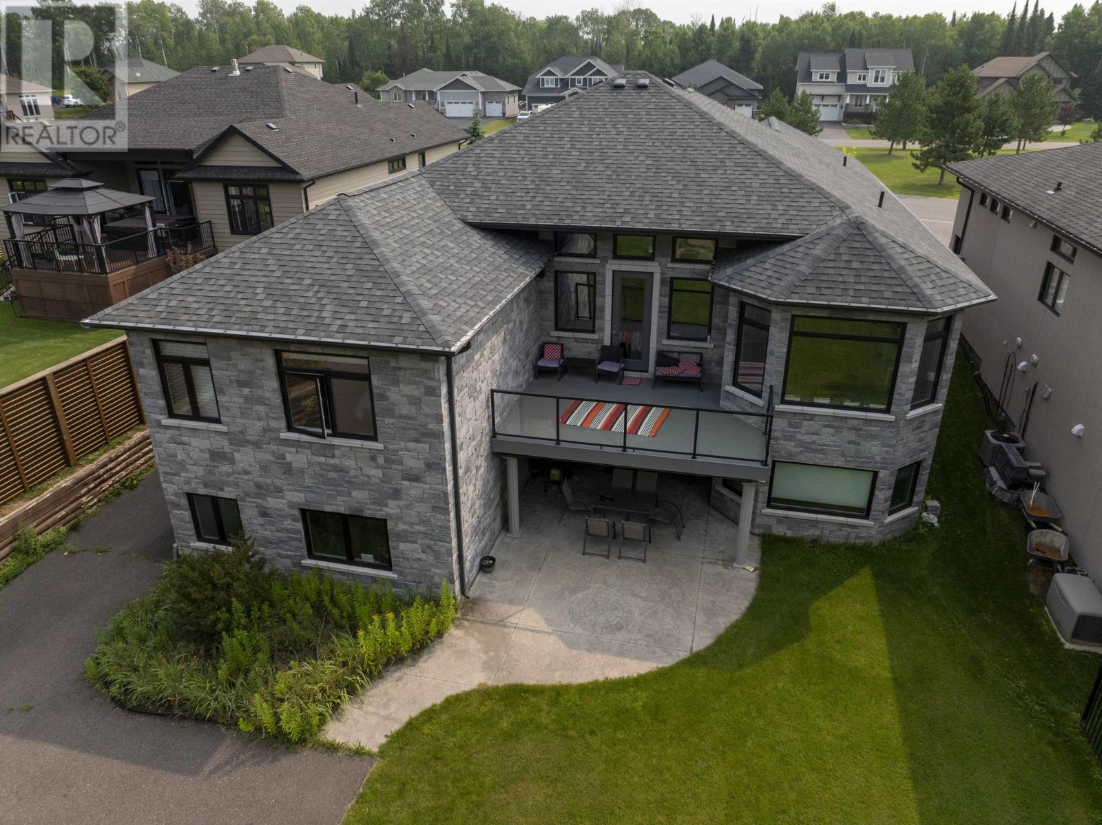 157 Whitewater Pl, Thunder Bay, Ontario  P7K 0A8 - Photo 44 - TB252587