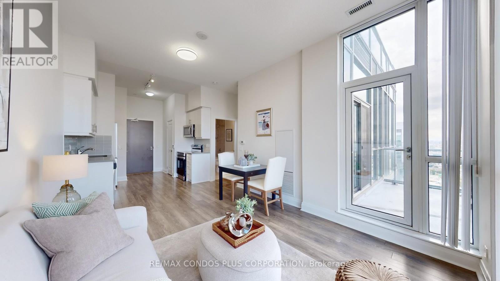 2409 - 17 Zorra Street, Toronto, Ontario  M8Z 0C8 - Photo 8 - W12530214