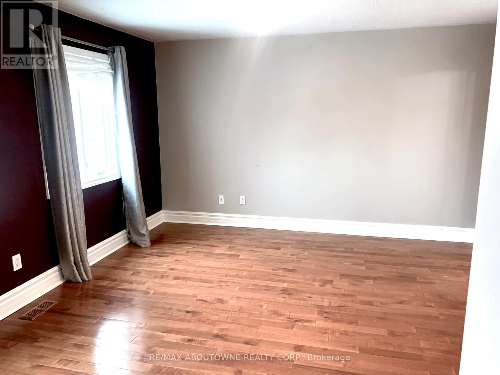 (Upper) - 4766 Wild Rose Street, Mississauga, Ontario  L5M 5M6 - Photo 26 - W12530230