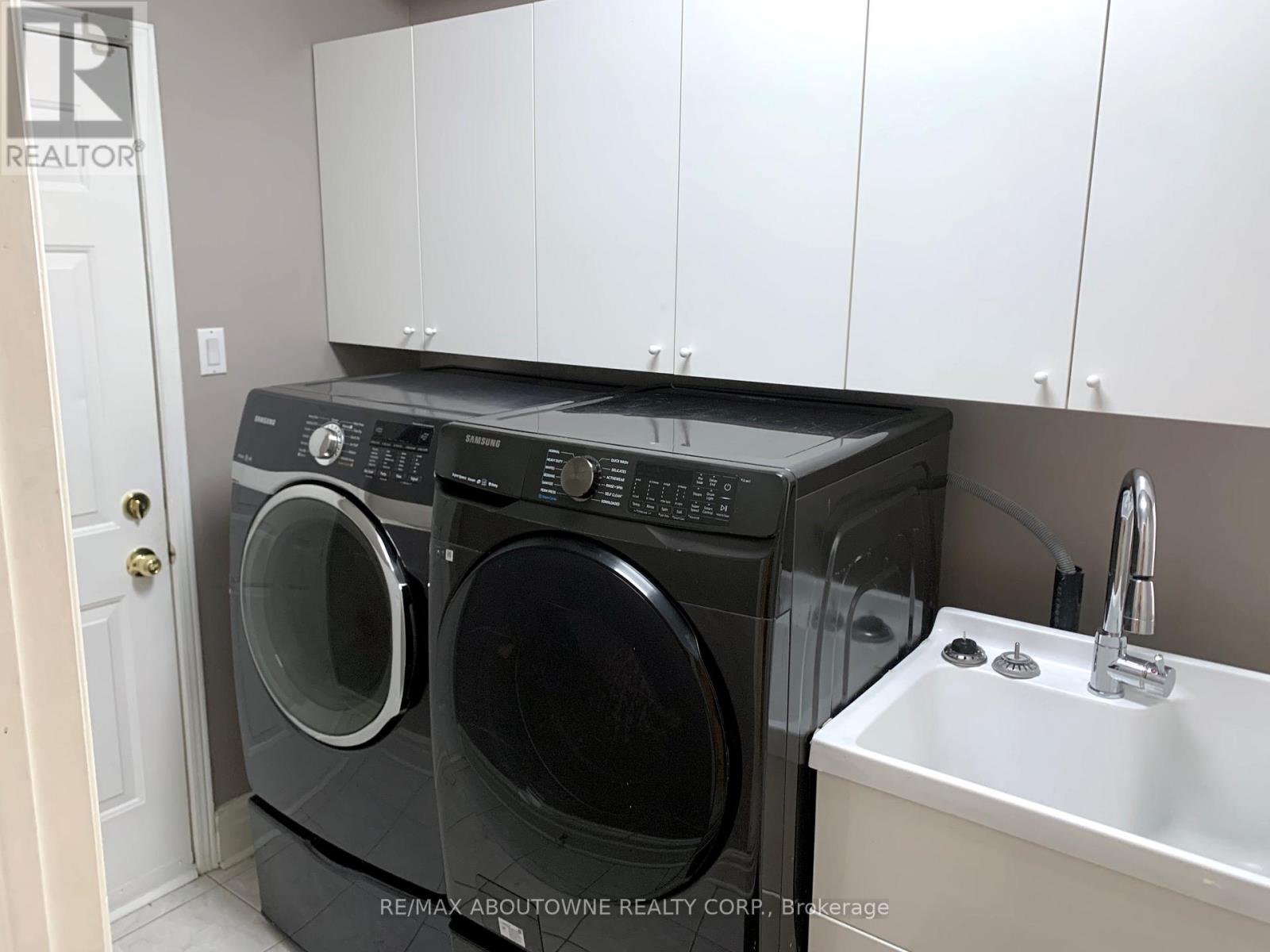 (Upper) - 4766 Wild Rose Street, Mississauga, Ontario  L5M 5M6 - Photo 41 - W12530230