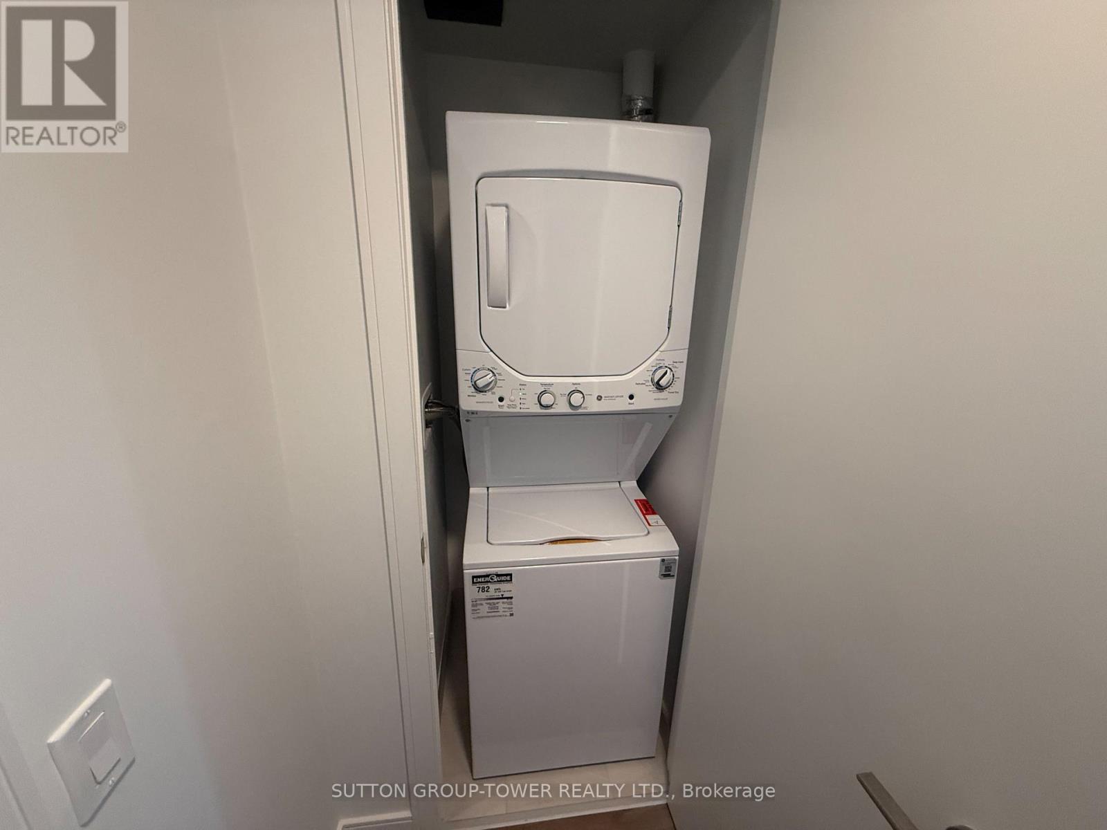 1806 - 3009 Novar Road, Mississauga, Ontario  L5B 0P9 - Photo 17 - W12530234