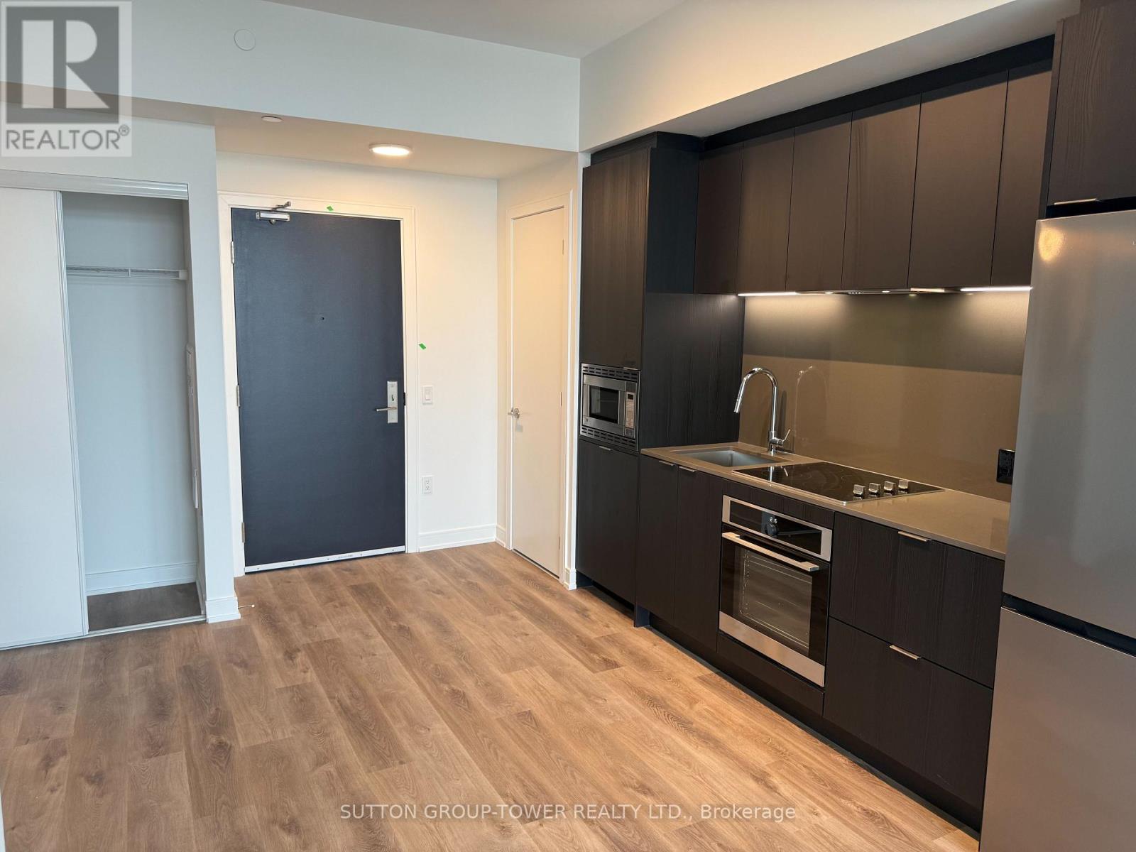 1806 - 3009 Novar Road, Mississauga, Ontario  L5B 0P9 - Photo 5 - W12530234