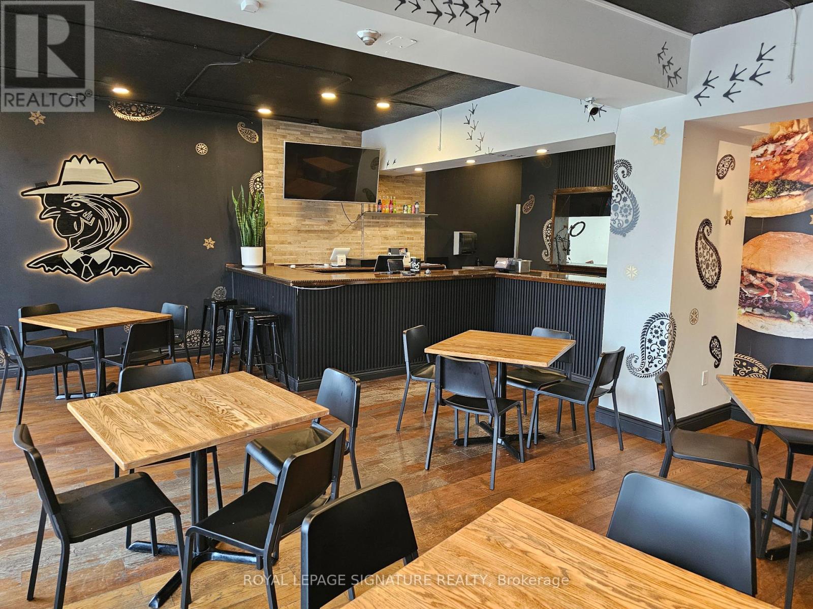 3747 LAKE SHORE BOULEVARD W, Toronto, Ontario