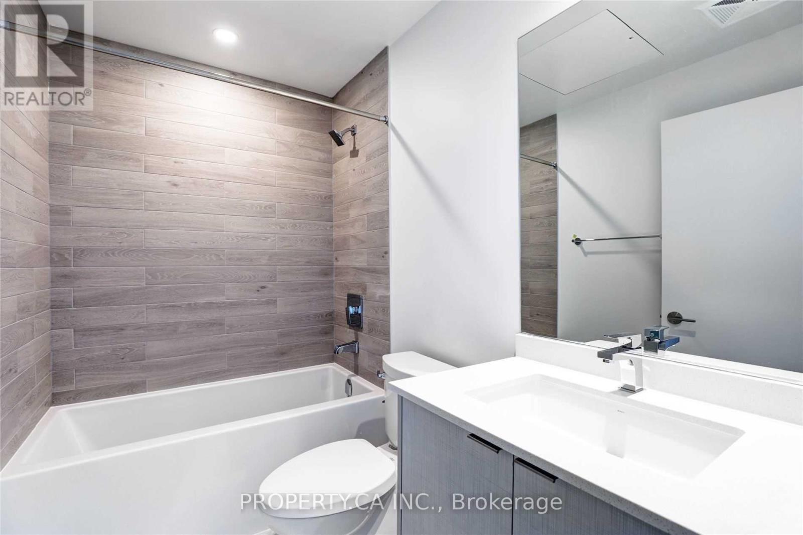 1808 - 1926 Lake Shore Boulevard W, Toronto, Ontario  M6S 1A1 - Photo 21 - W12530292