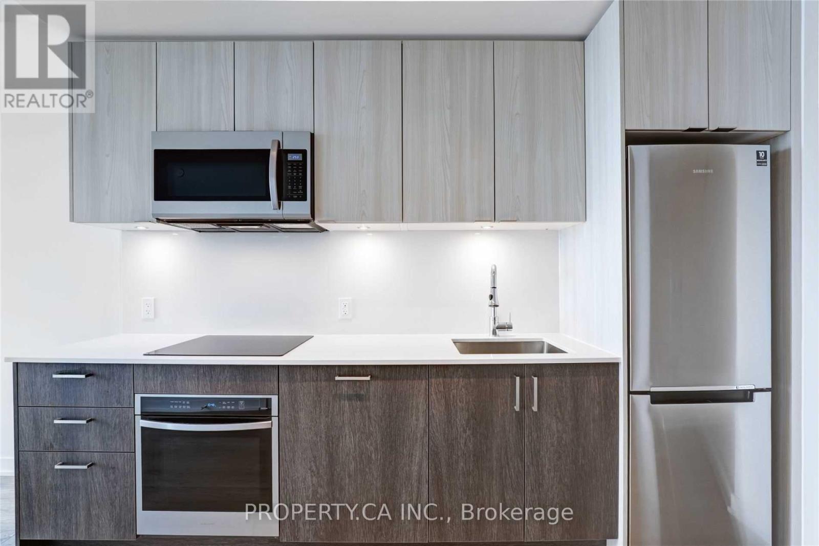 1808 - 1926 Lake Shore Boulevard W, Toronto, Ontario  M6S 1A1 - Photo 5 - W12530292