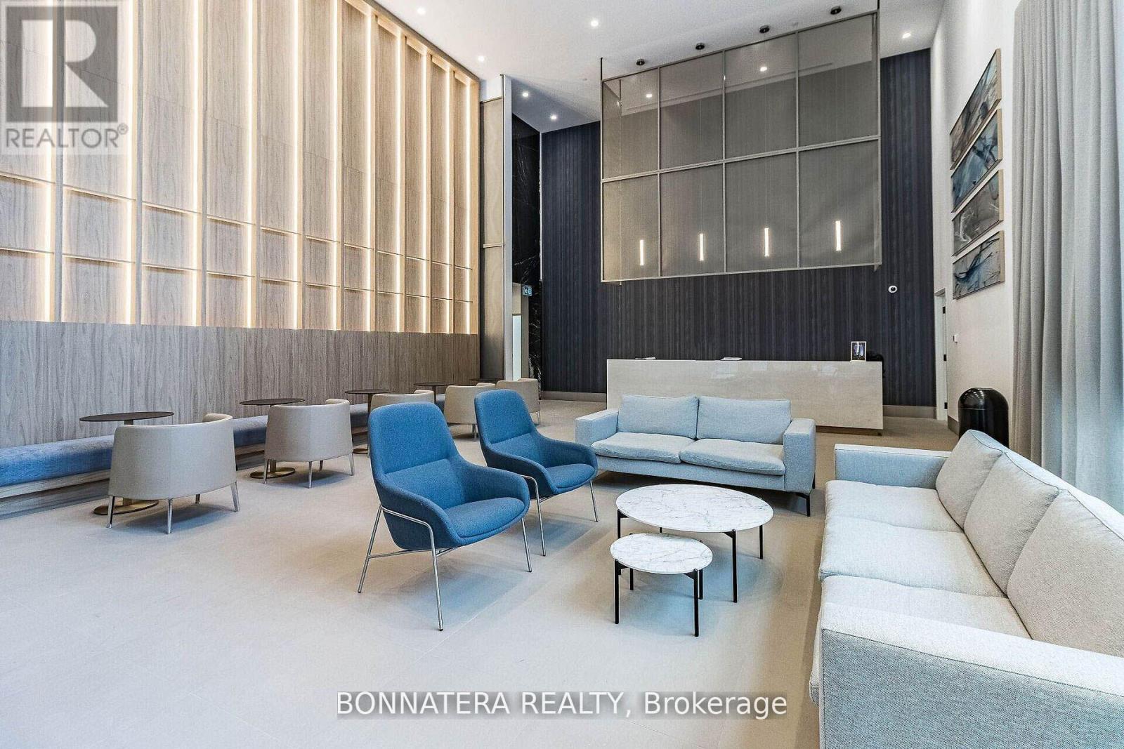 3702 - 4130 Parkside Village Drive, Mississauga, Ontario  L5B 0L7 - Photo 6 - W12530312