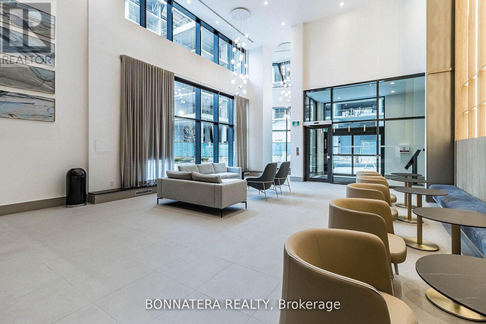 3702 - 4130 Parkside Village Drive, Mississauga, Ontario  L5B 0L7 - Photo 9 - W12530312