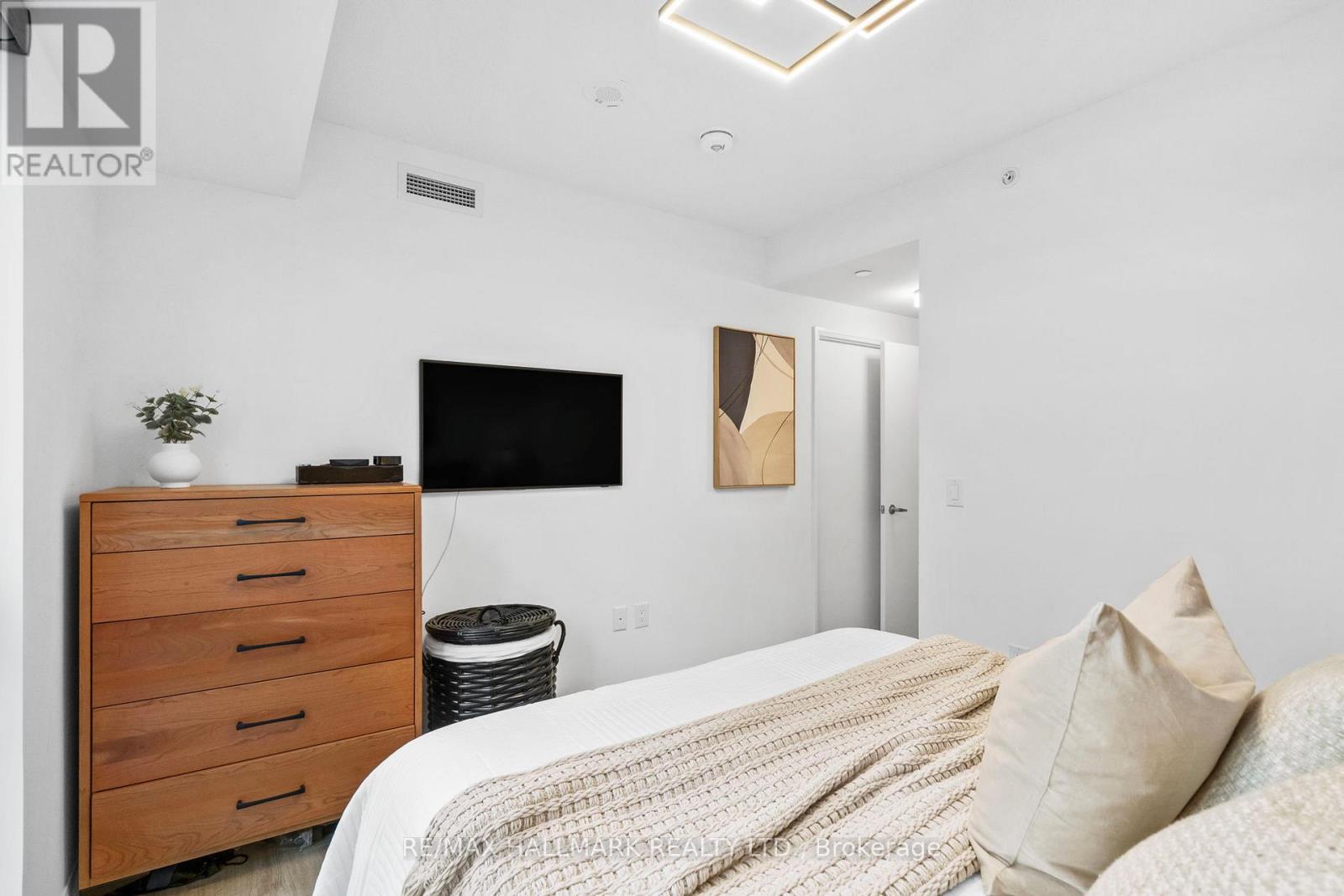 409 - 10 Gibbs Road, Toronto, Ontario  M9B 0E2 - Photo 27 - W12530374