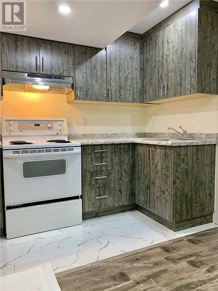 67 Emerald Coast Trail, Brampton, Ontario  L7A 5A7 - Photo 2 - W12530410