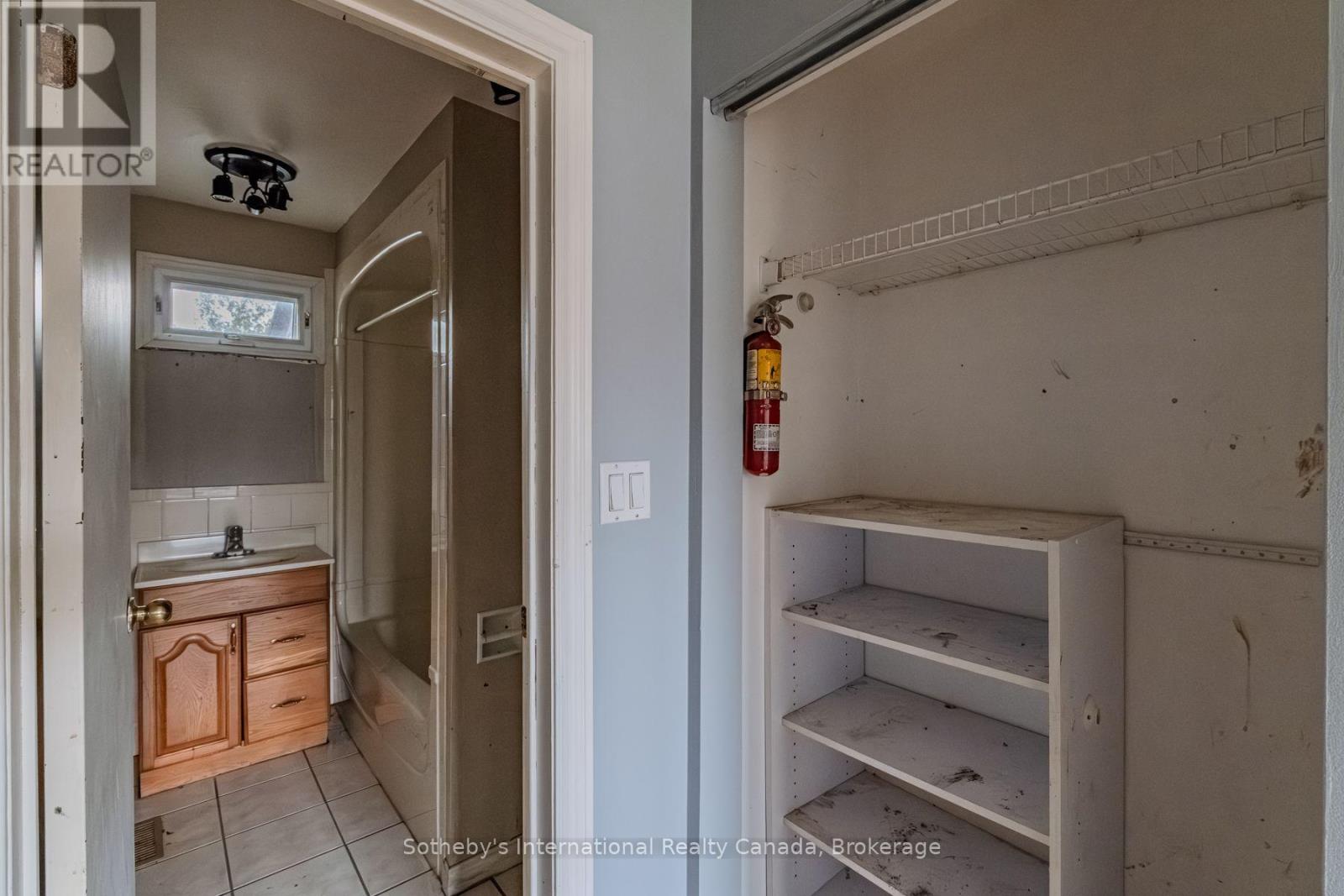 59 Salisbury Avenue, Brantford, Ontario  N3S 1M8 - Photo 11 - X12530464