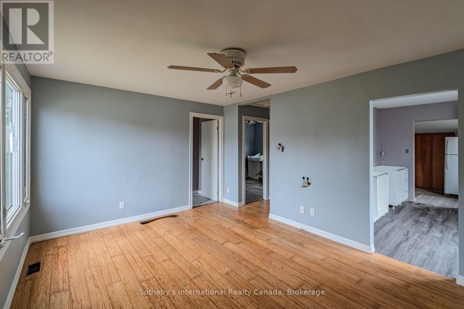 59 Salisbury Avenue, Brantford, Ontario  N3S 1M8 - Photo 5 - X12530464