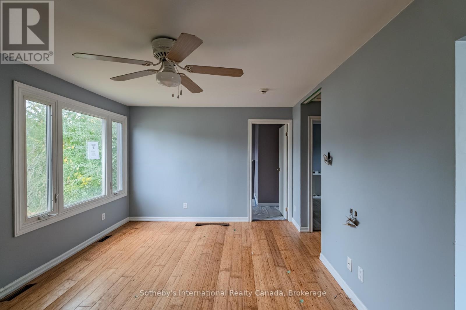 59 Salisbury Avenue, Brantford, Ontario  N3S 1M8 - Photo 6 - X12530464