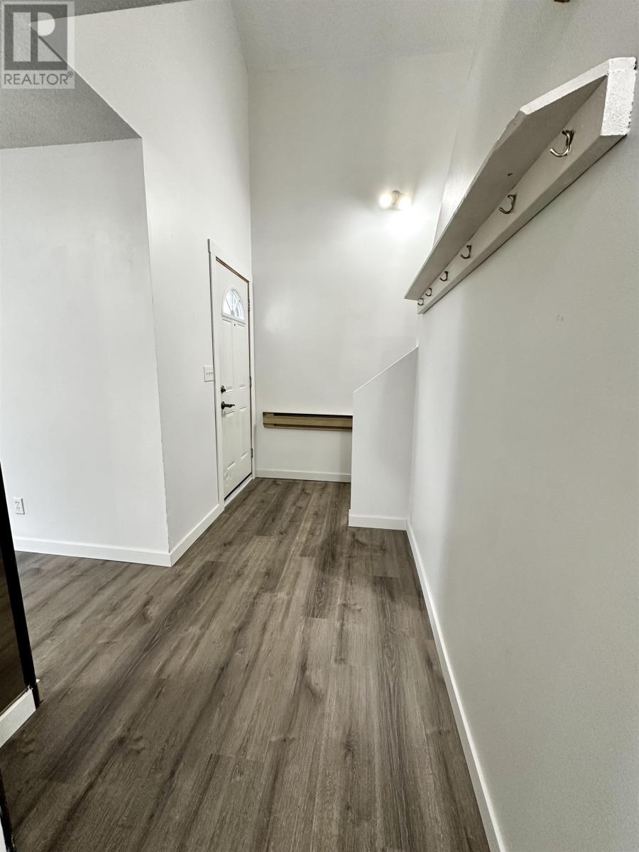 1 571 Beverly St, Thunder Bay, Ontario  P7B 5W6 - Photo 9 - TB253378