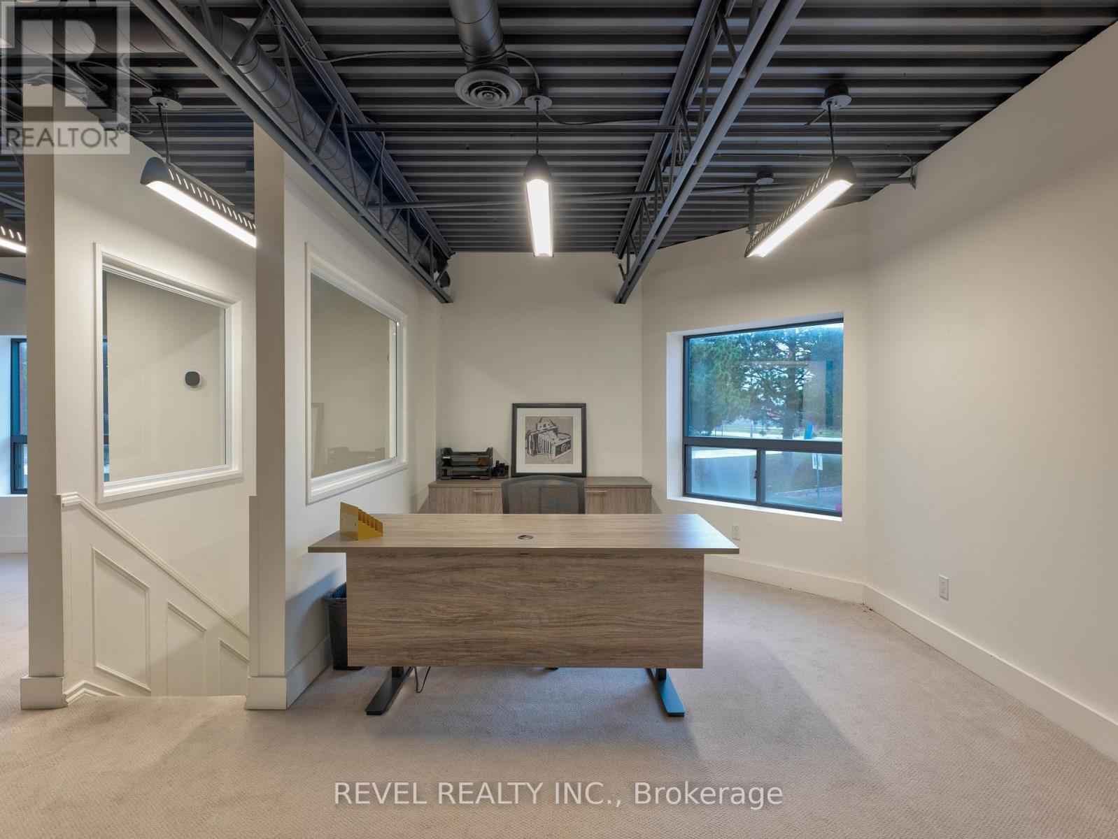 12 (Upper Unit) - 800 Arrow Road N, Toronto, Ontario  M9M 2Z8 - Photo 10 - W12529122