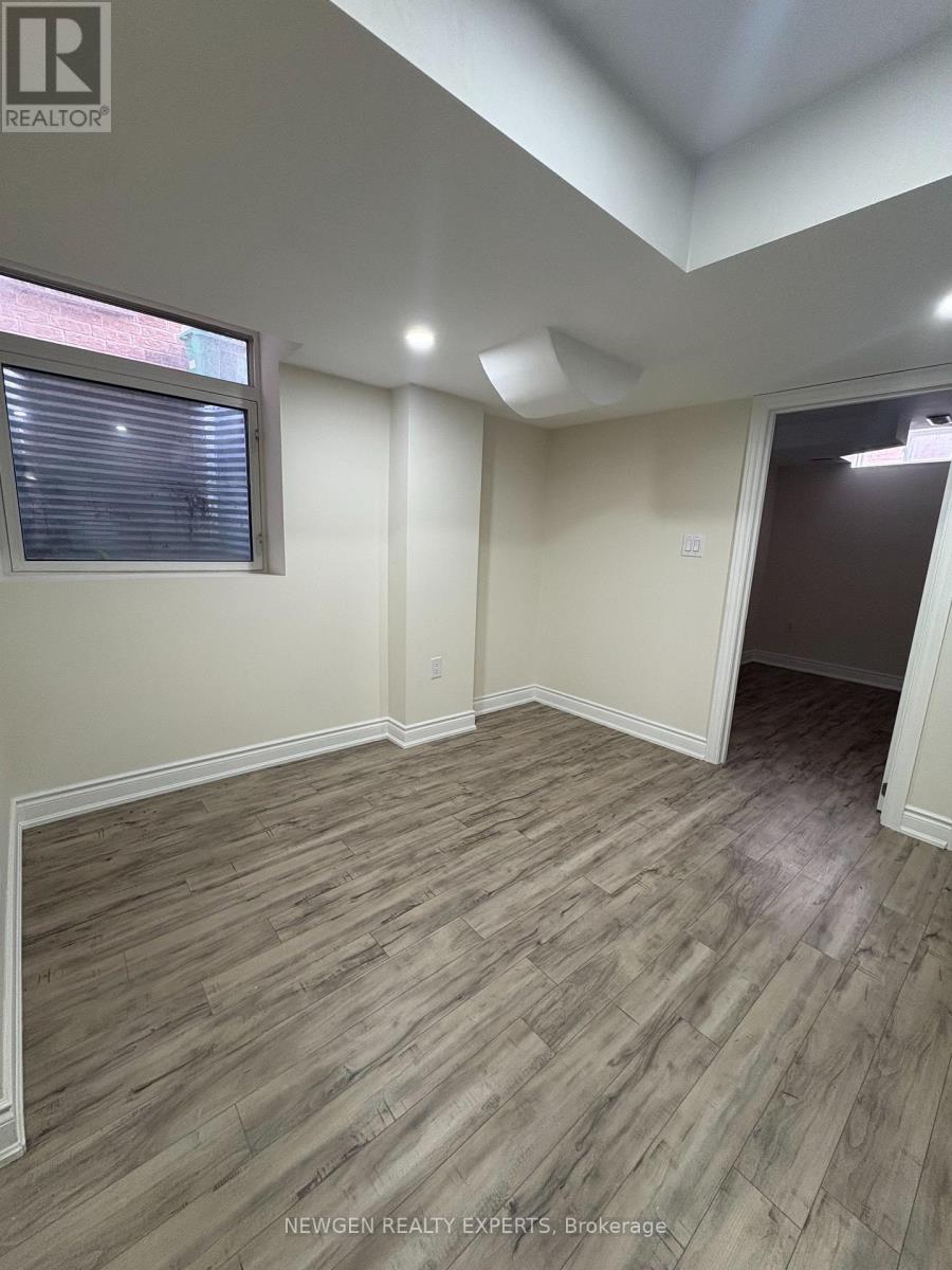 Basement - 102 Lanark Circle E, Brampton, Ontario  L6X 5L4 - Photo 8 - W12526554