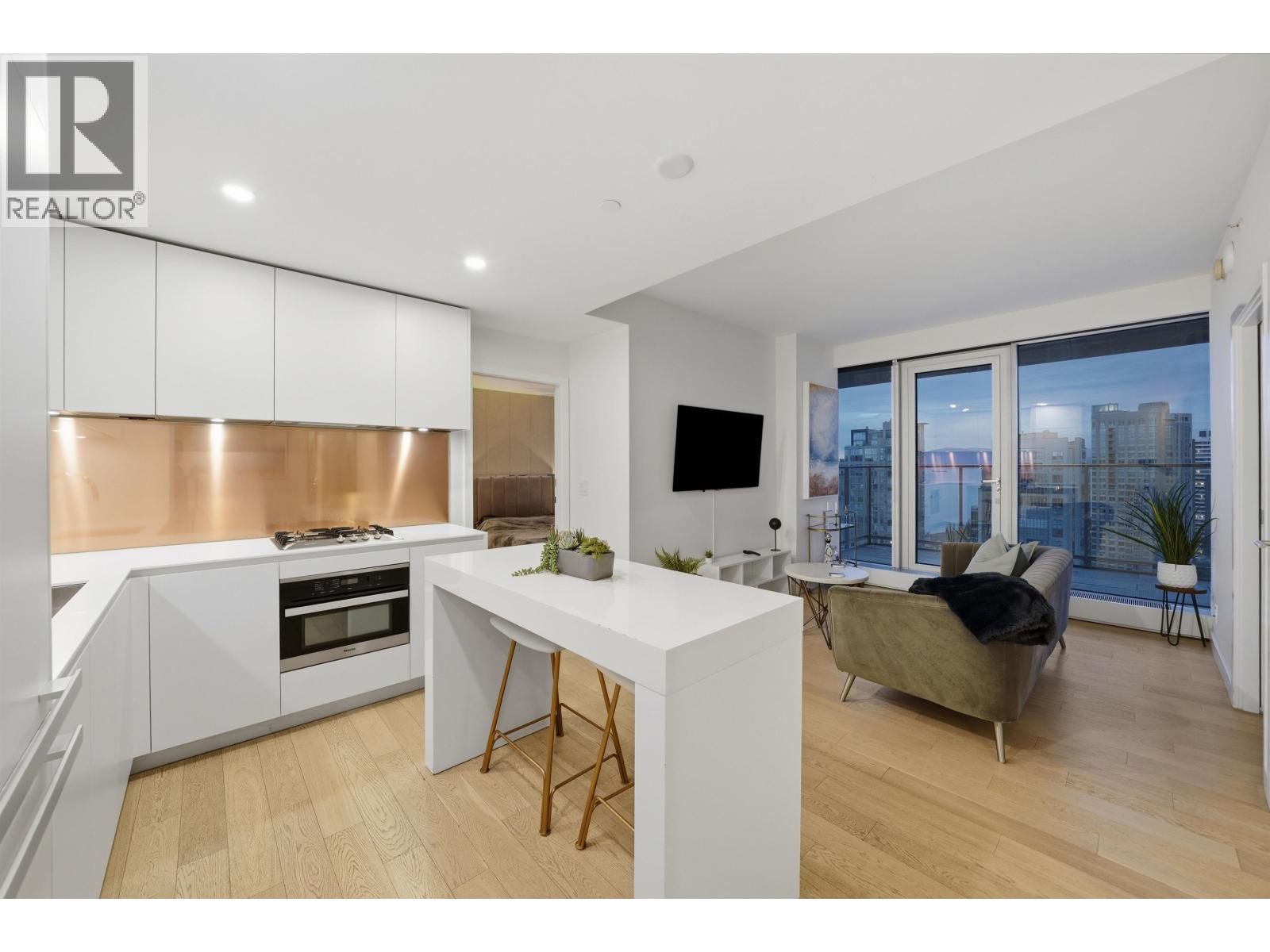 2506 1480 HOWE STREET, Vancouver, British Columbia