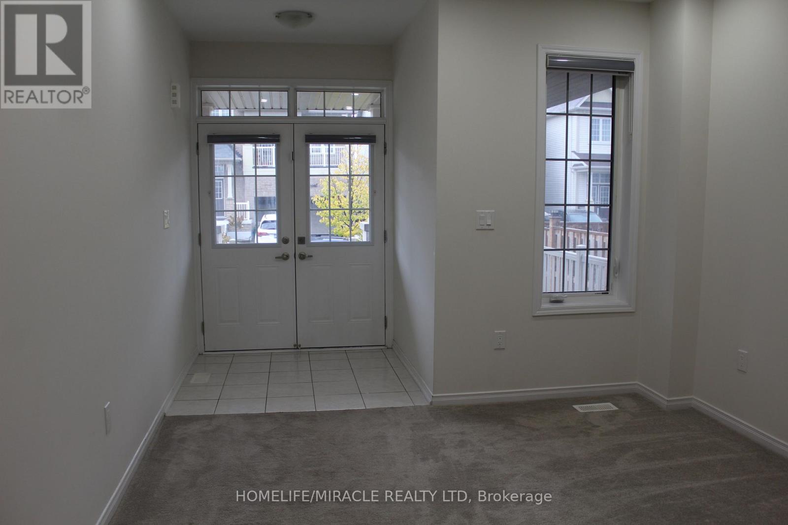 7 Esther Crescent, Thorold, Ontario  L3B 0E9 - Photo 3 - X12530238