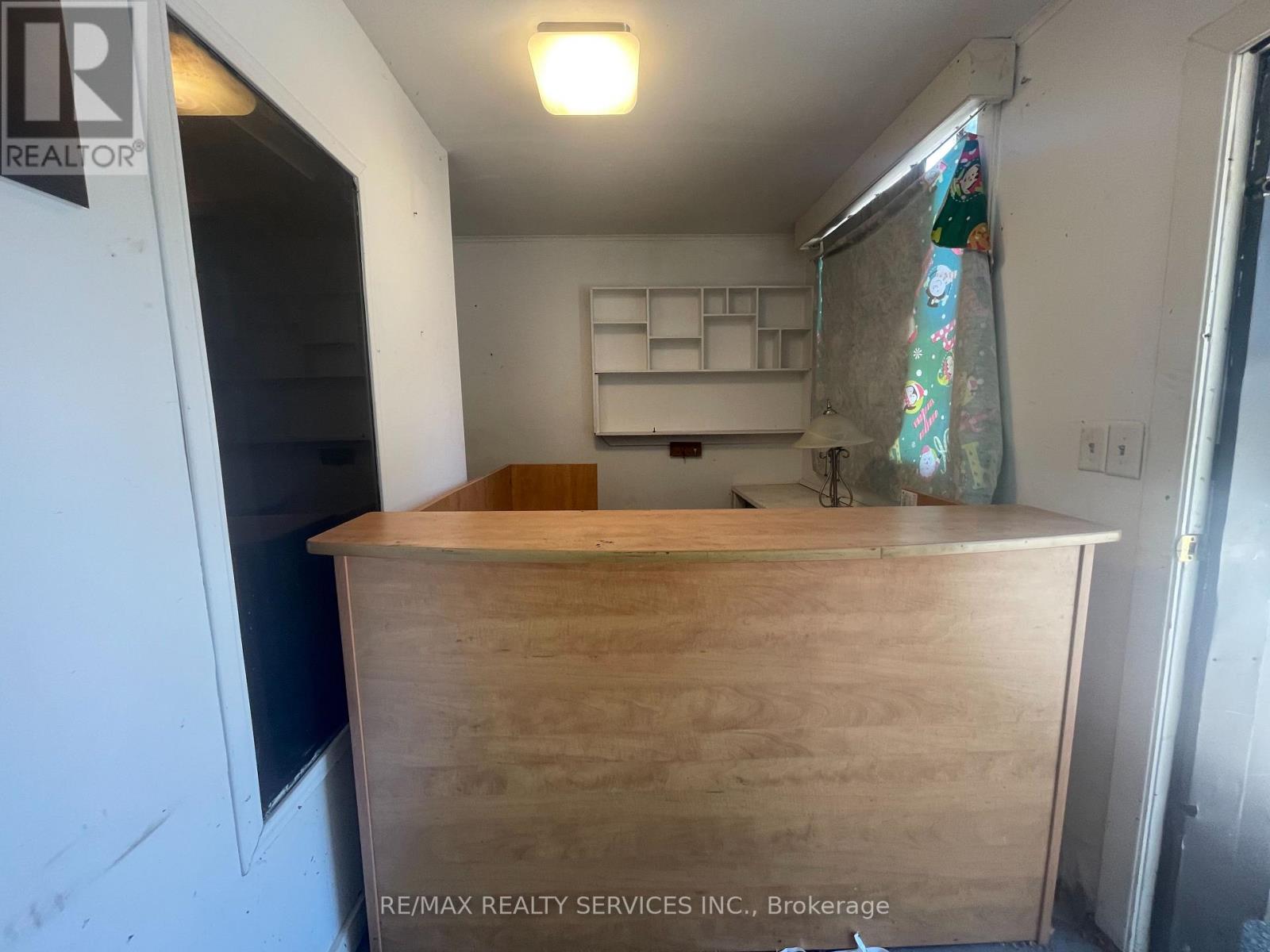 46 Kitchener Avenue, Brantford, Ontario  N3S 1A4 - Photo 11 - X12530300