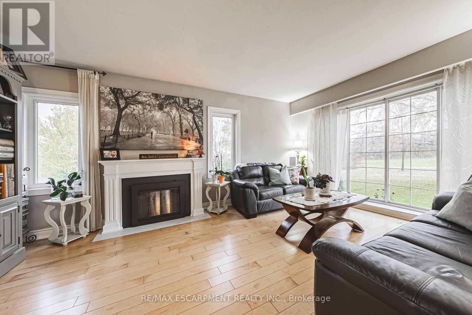 70 Webster Road, Hamilton, Ontario  L8G 5E9 - Photo 13 - X12530336