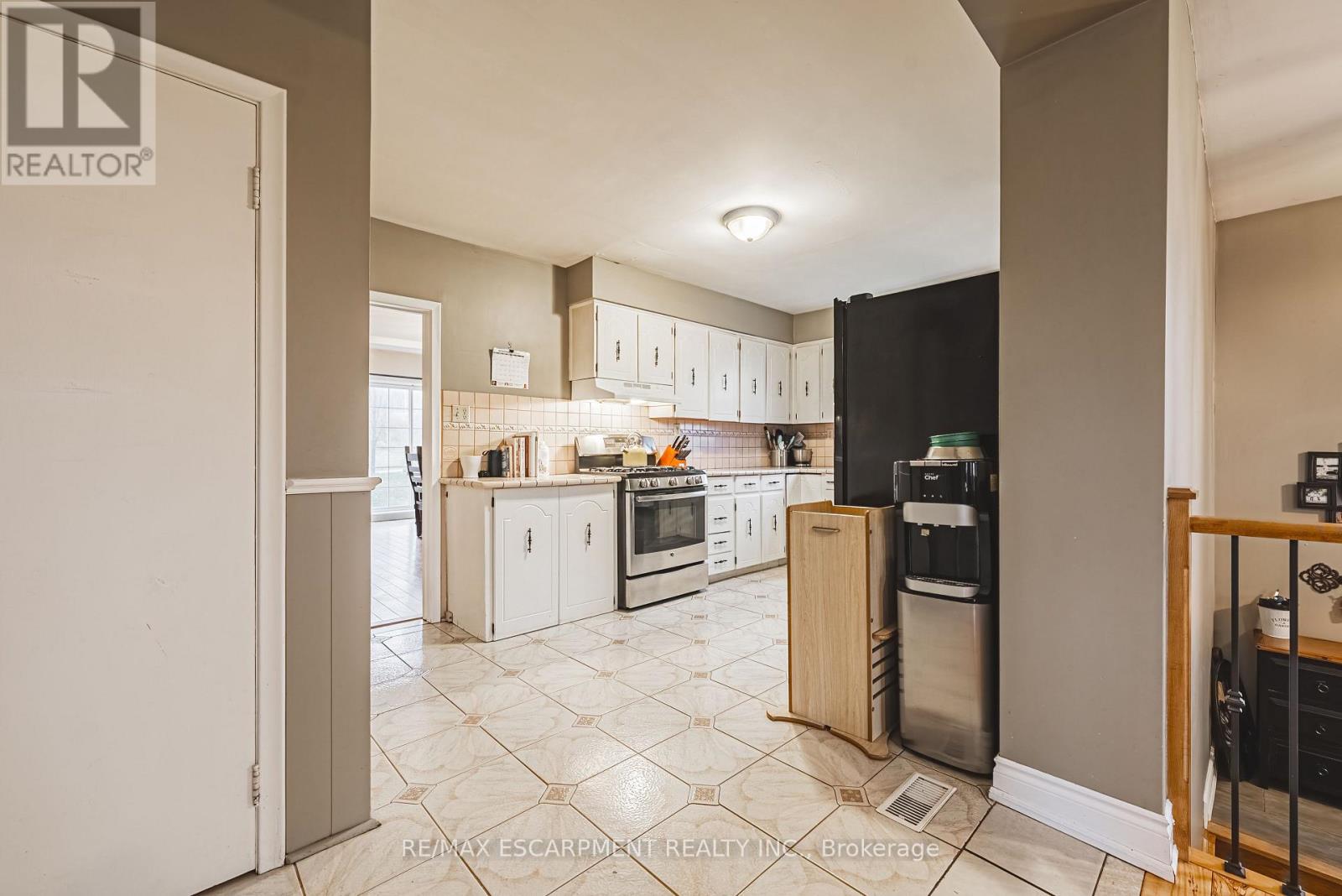 70 Webster Road, Hamilton, Ontario  L8G 5E9 - Photo 18 - X12530336