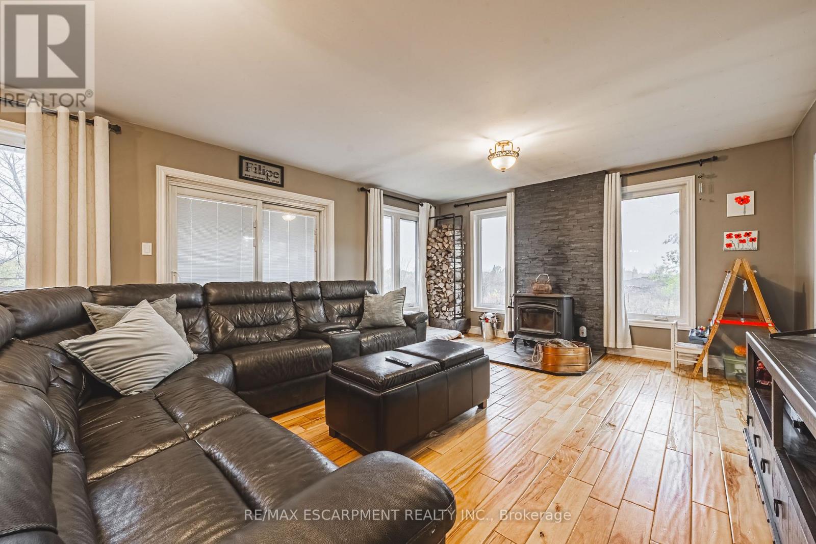 70 Webster Road, Hamilton, Ontario  L8G 5E9 - Photo 22 - X12530336