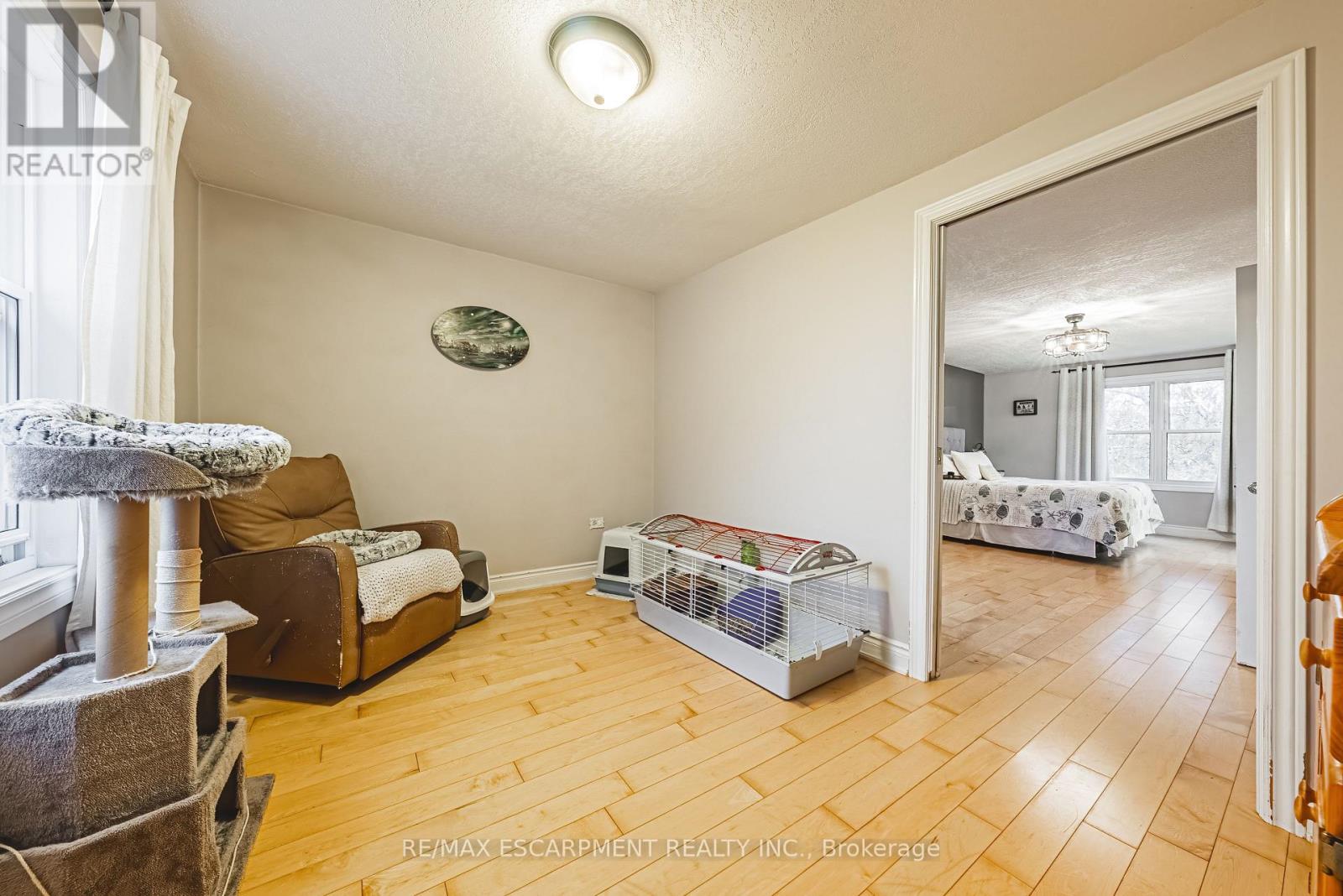 70 Webster Road, Hamilton, Ontario  L8G 5E9 - Photo 37 - X12530336