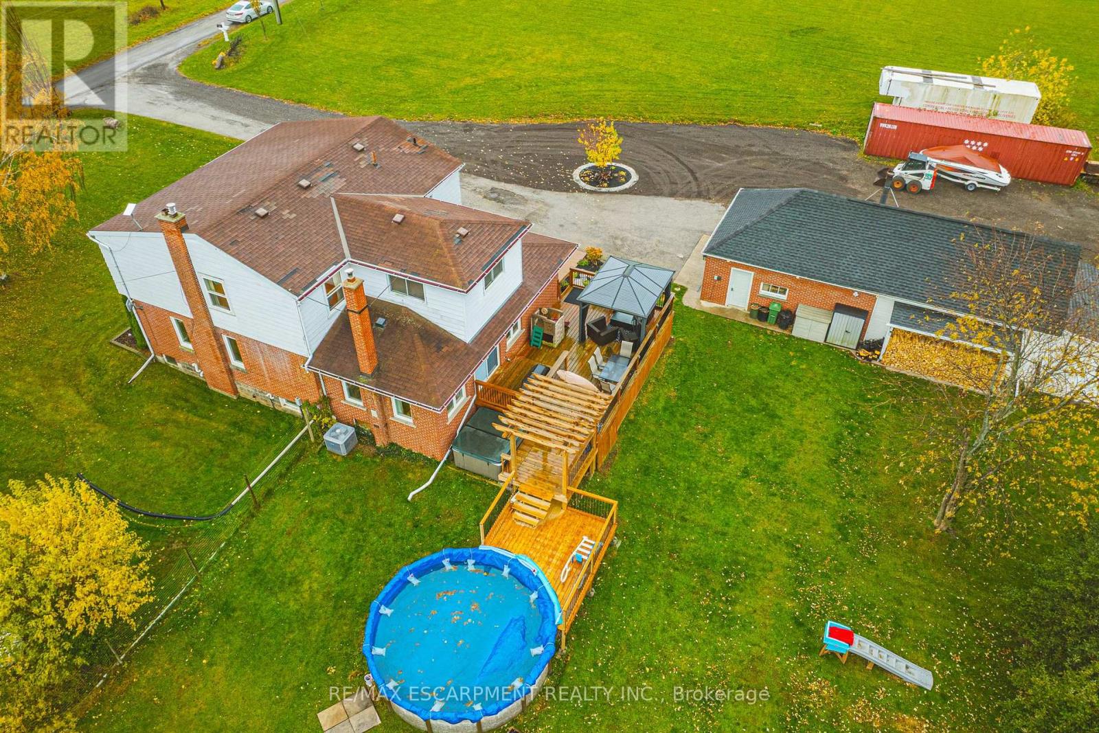 70 Webster Road, Hamilton, Ontario  L8G 5E9 - Photo 4 - X12530336