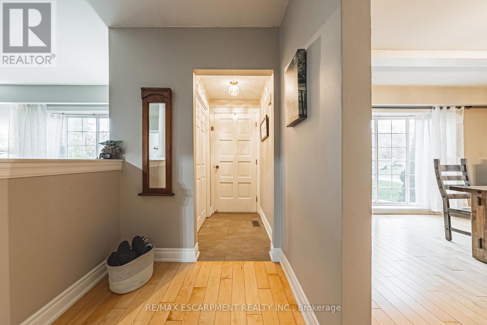 70 Webster Road, Hamilton, Ontario  L8G 5E9 - Photo 9 - X12530336