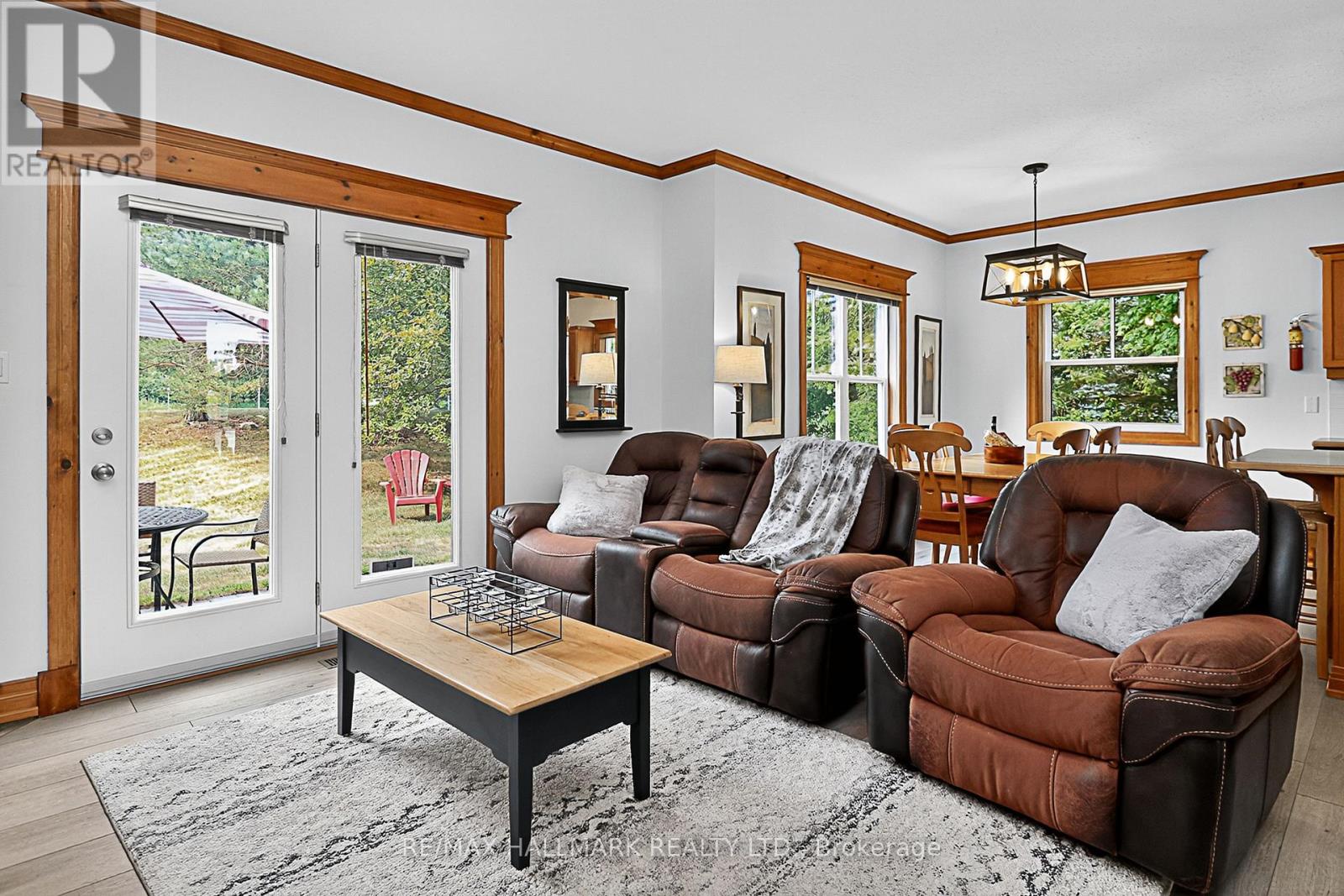 101 - 184 Snowbridge Way, Blue Mountains, Ontario  L9Y 0V1 - Photo 8 - X12530414