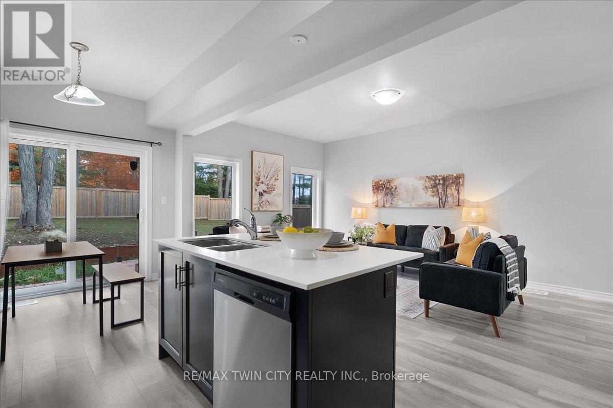 28 - 324 Equestrian Way, Cambridge, Ontario  N3E 0E2 - Photo 10 - X12530416