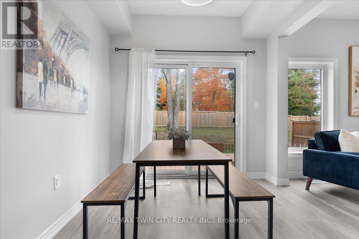 28 - 324 Equestrian Way, Cambridge, Ontario  N3E 0E2 - Photo 11 - X12530416