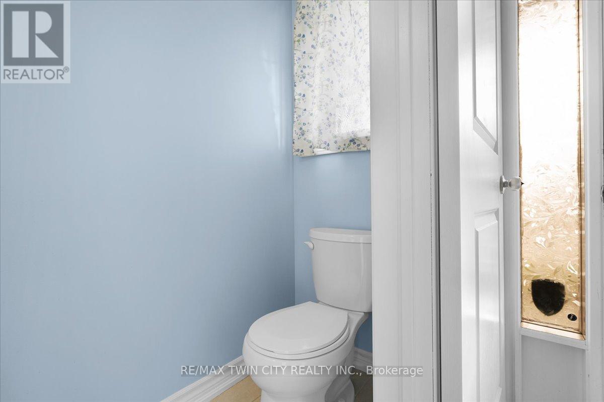 28 - 324 Equestrian Way, Cambridge, Ontario  N3E 0E2 - Photo 16 - X12530416