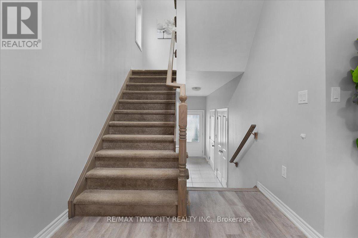 28 - 324 Equestrian Way, Cambridge, Ontario  N3E 0E2 - Photo 17 - X12530416