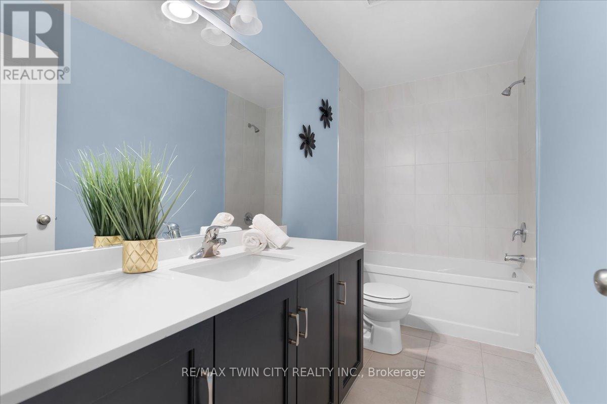 28 - 324 Equestrian Way, Cambridge, Ontario  N3E 0E2 - Photo 31 - X12530416