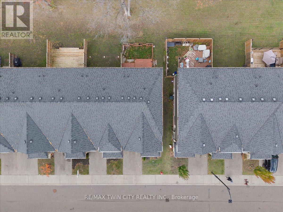 28 - 324 Equestrian Way, Cambridge, Ontario  N3E 0E2 - Photo 37 - X12530416