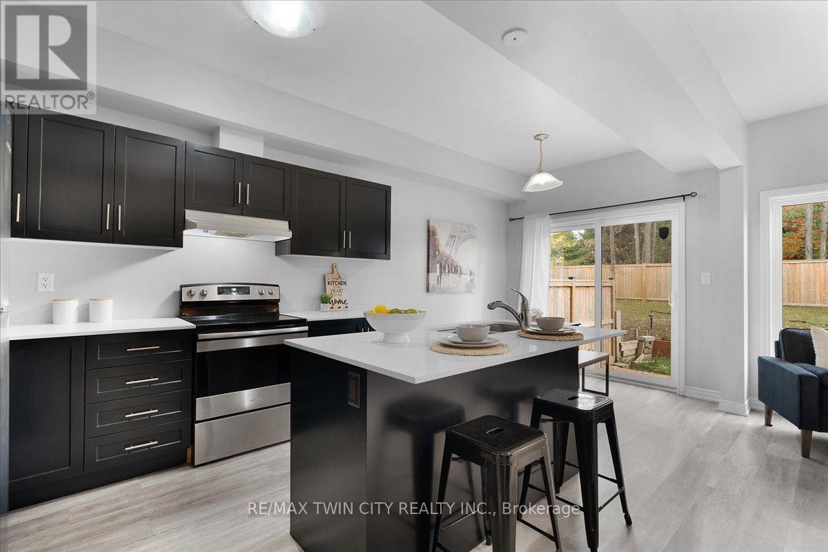 28 - 324 Equestrian Way, Cambridge, Ontario  N3E 0E2 - Photo 5 - X12530416