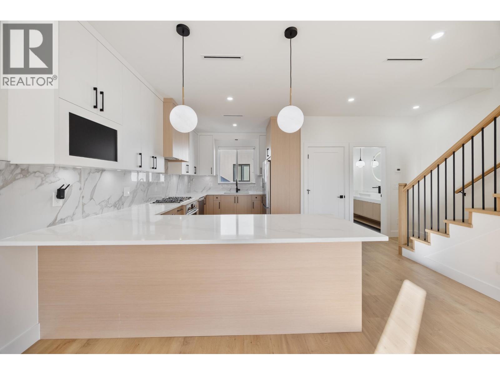 2 4170 Hurst Street, Burnaby, British Columbia  V5J 3R4 - Photo 12 - R3058678