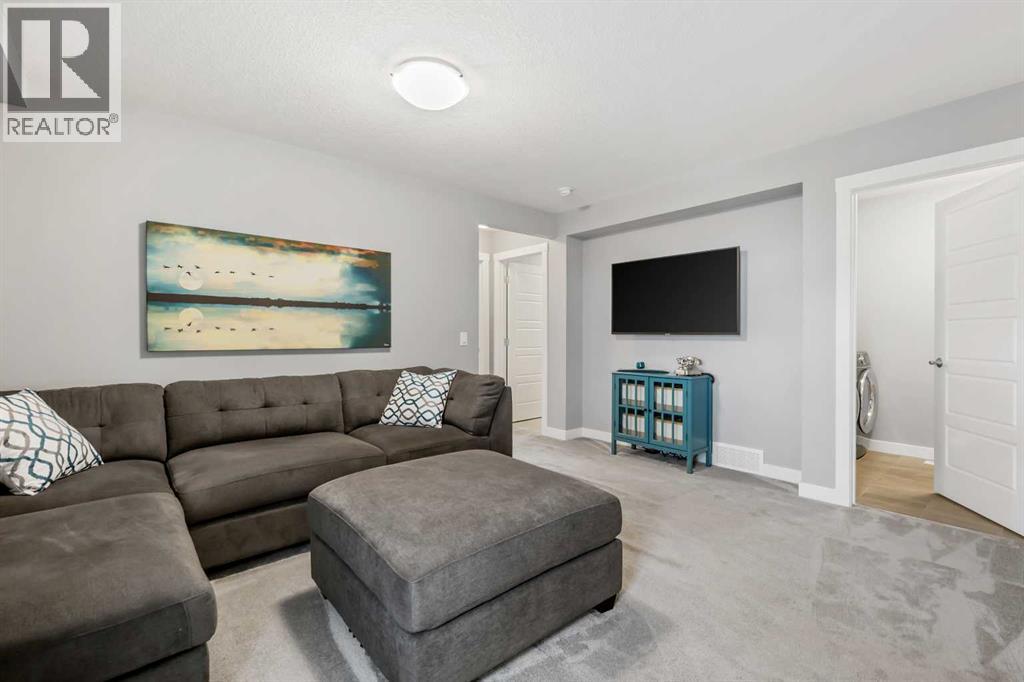 3 Sage Bluff Heights Nw, Calgary, Alberta  T3R 1W2 - Photo 36 - A2268913