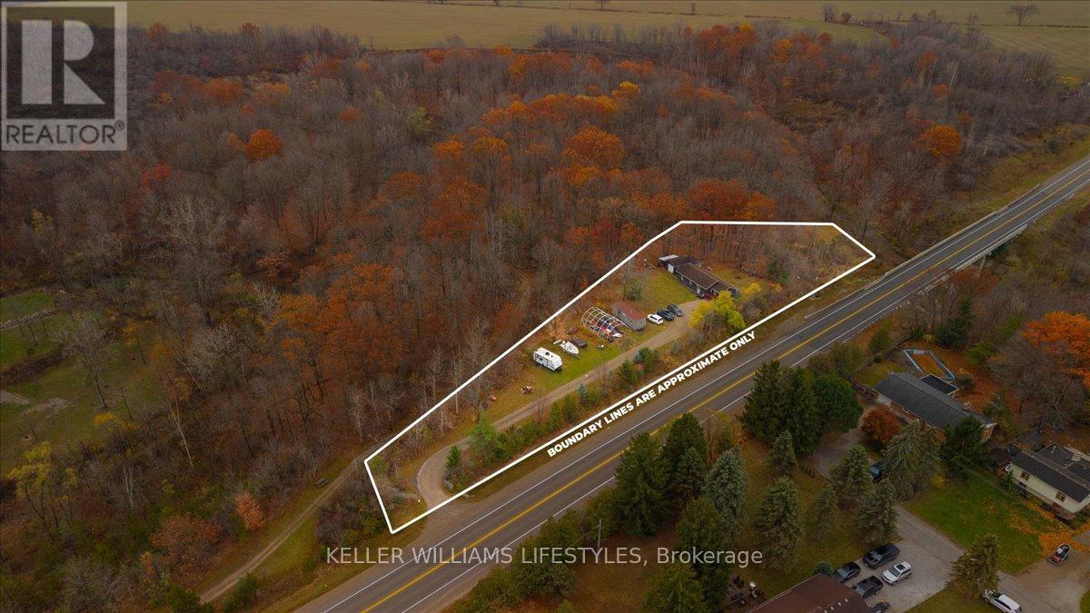 4239 Lakeshore Road, Plympton-Wyoming, Ontario  N0N 1J6 - Photo 33 - X12528738