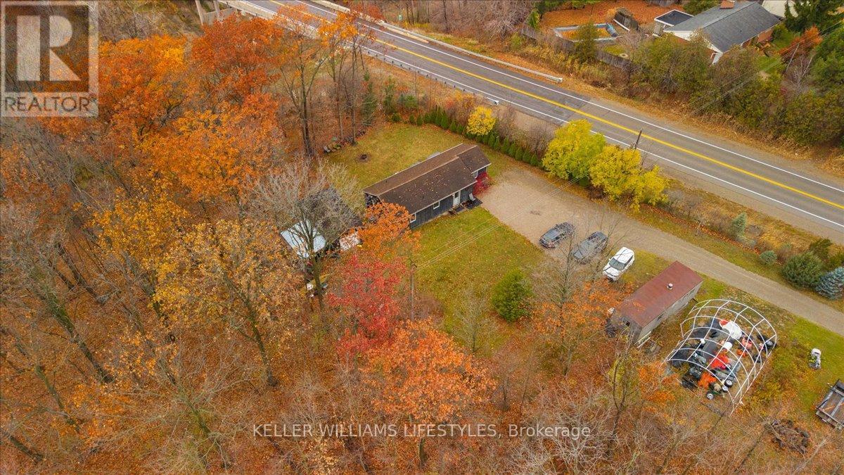 4239 Lakeshore Road, Plympton-Wyoming, Ontario  N0N 1J6 - Photo 35 - X12528738