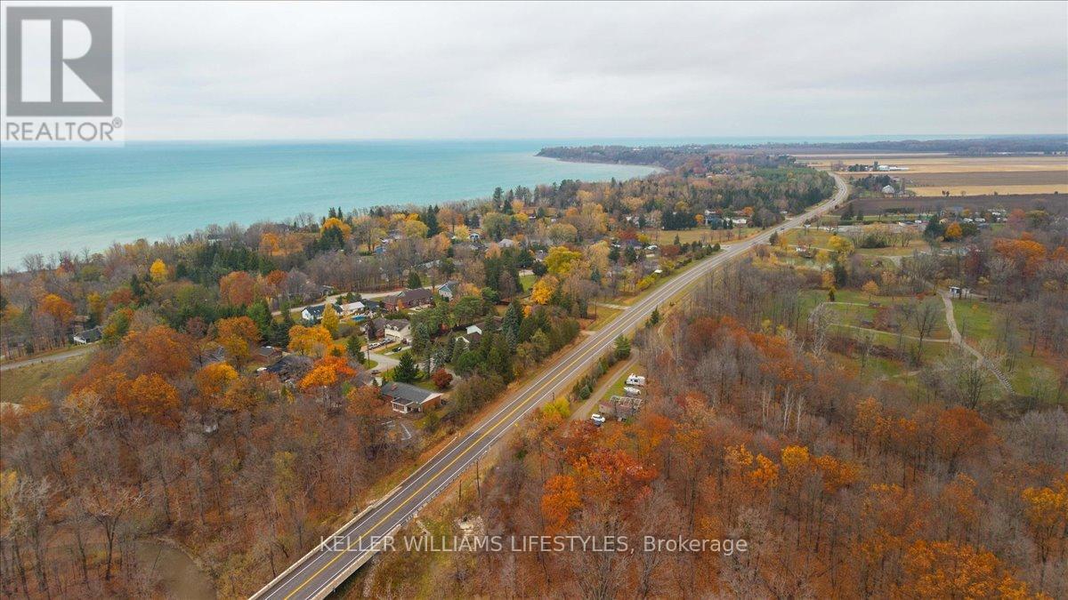 4239 Lakeshore Road, Plympton-Wyoming, Ontario  N0N 1J6 - Photo 40 - X12528738