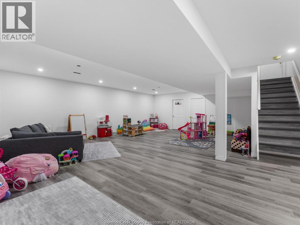 381 Tuscany Crescent, Tecumseh, Ontario  N8N 4W6 - Photo 25 - 25028513