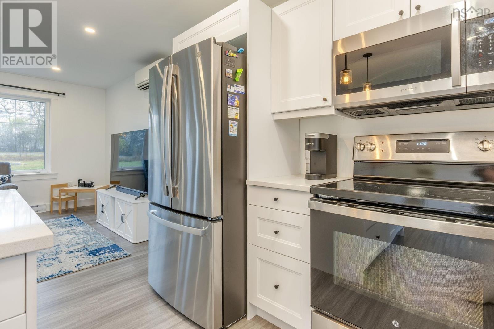 350 Highway 215, Newport Corner, Nova Scotia  B0N 1L0 - Photo 13 - 202527656