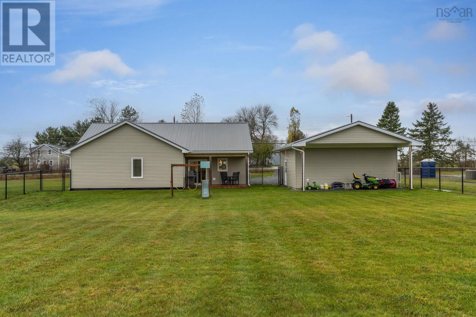 350 Highway 215, Newport Corner, Nova Scotia  B0N 1L0 - Photo 33 - 202527656