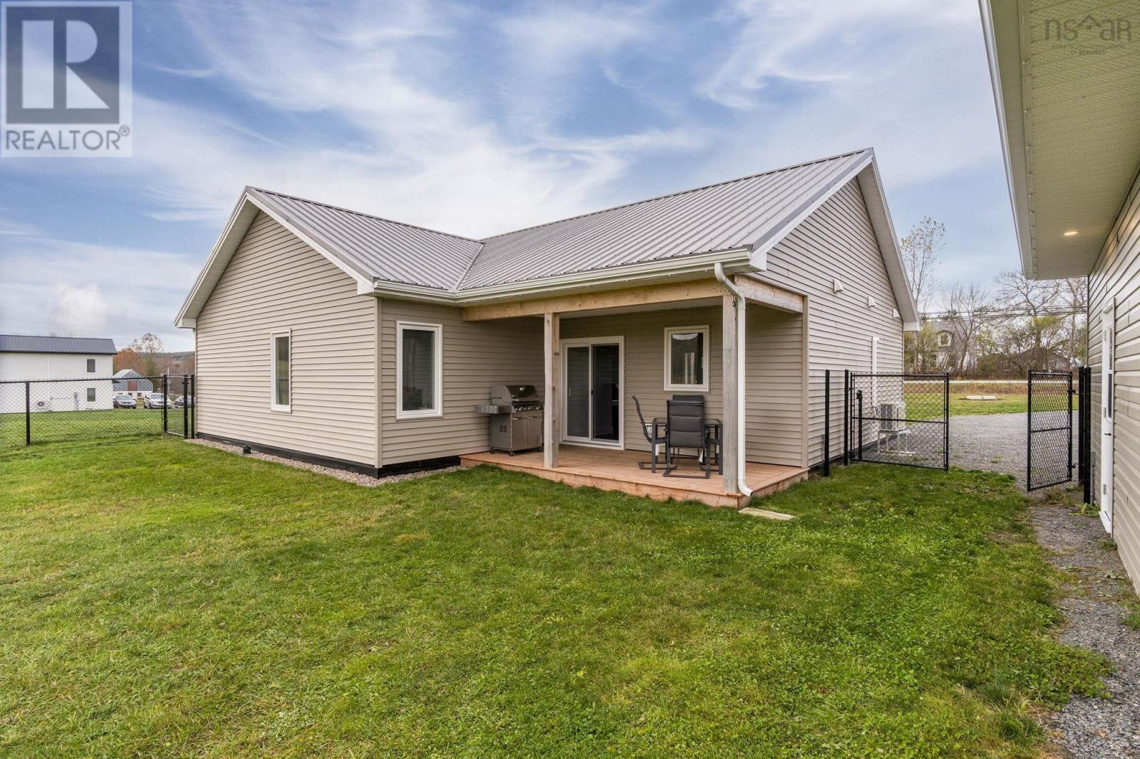 350 Highway 215, Newport Corner, Nova Scotia  B0N 1L0 - Photo 31 - 202527656