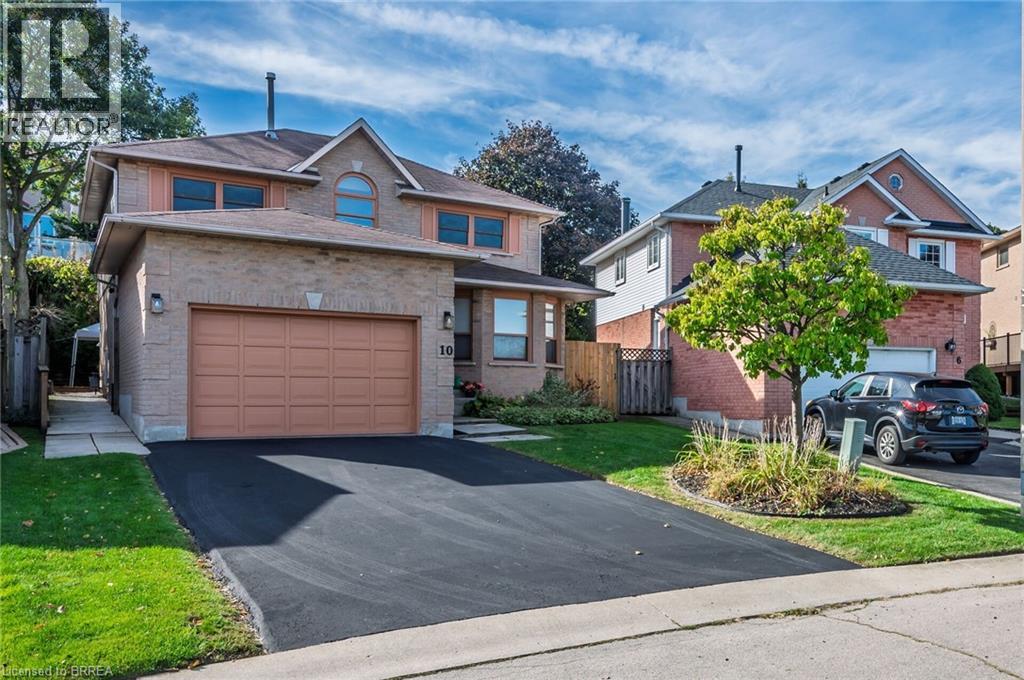 10 AVONBRIDGE Court, Hamilton, Ontario